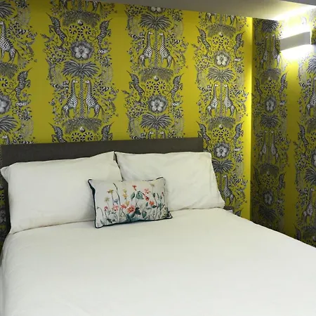 게스트하우스 Peterborough House 3*