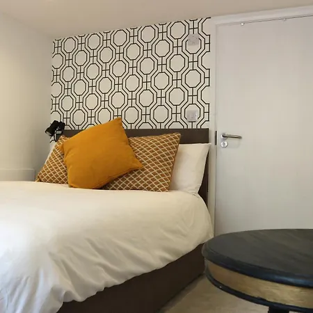 Peterborough House 세인트오빈