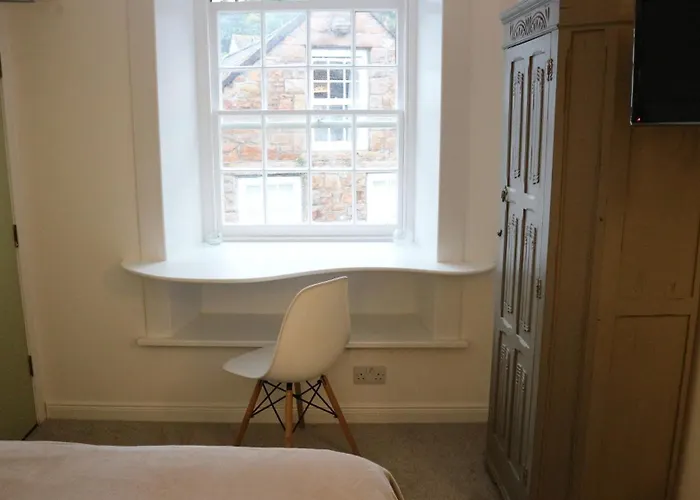 Peterborough House 3* St Aubin