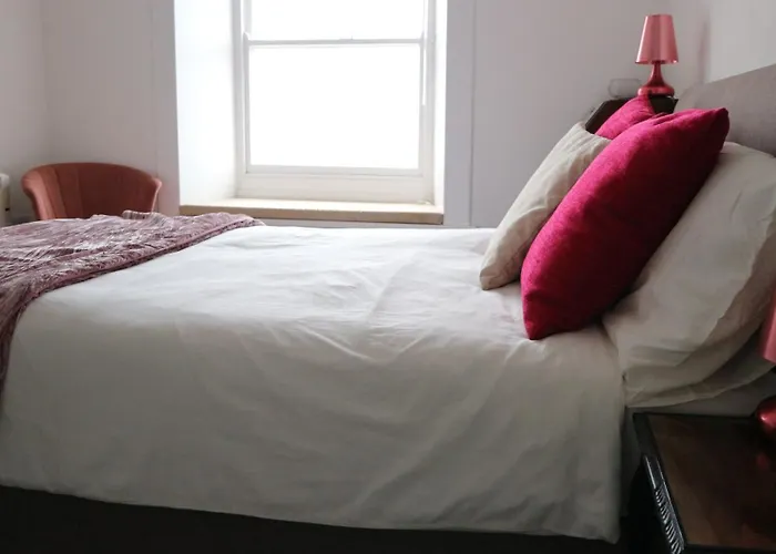 Peterborough House St Aubin