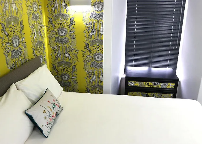 Peterborough House St Aubin