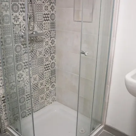 בית הארחה Peterborough House