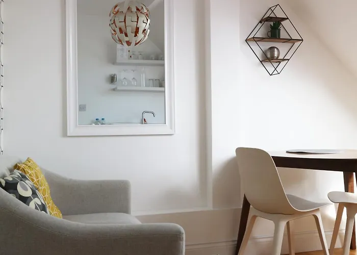 Peterborough House 3* St Aubin