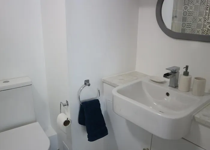 Peterborough House 3*