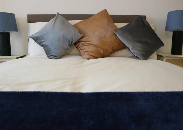 Peterborough House 3*